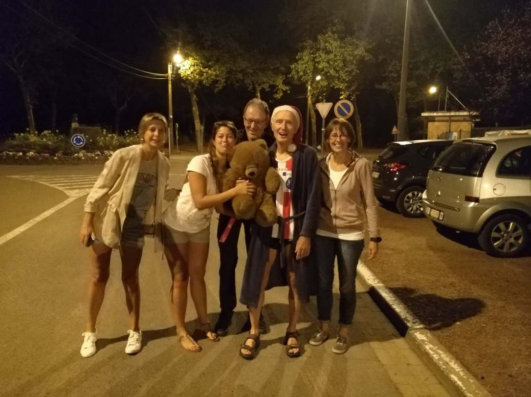 39868955_691357804554664_8924376295110868992_n