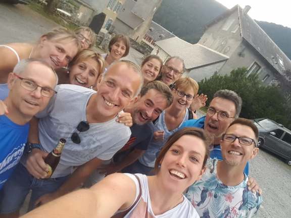 39875554_1167168016768168_7707448245806432256_n