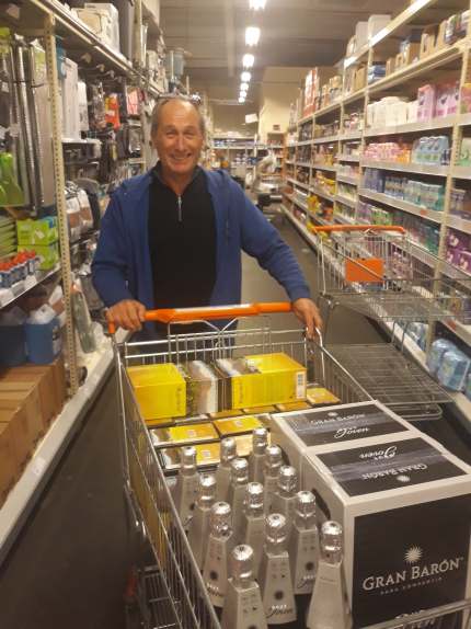 53573902_2256597541063427_8315144014626029568_n